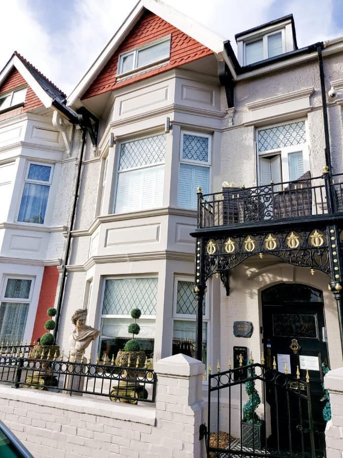 Olivia House Acomodação com café da manhã Porthcawl Exterior foto